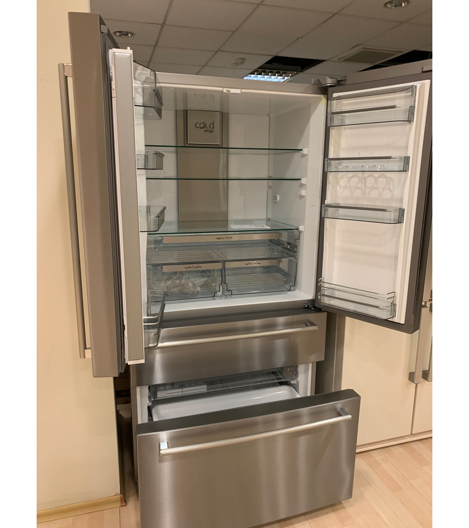 ����������� Vestfrost VF 911 X �����
