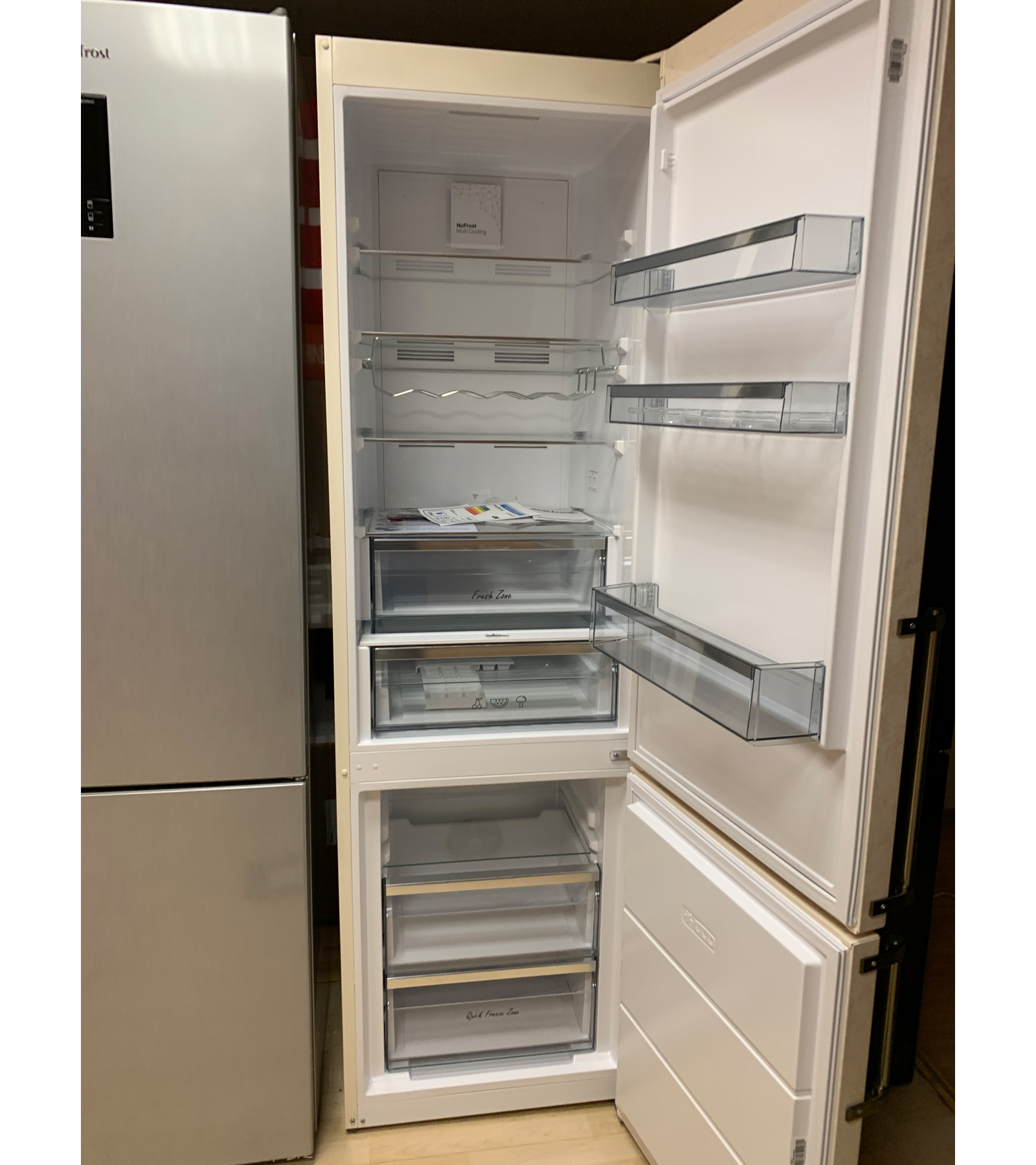 ����������� Vestfrost VF 3863 B �������