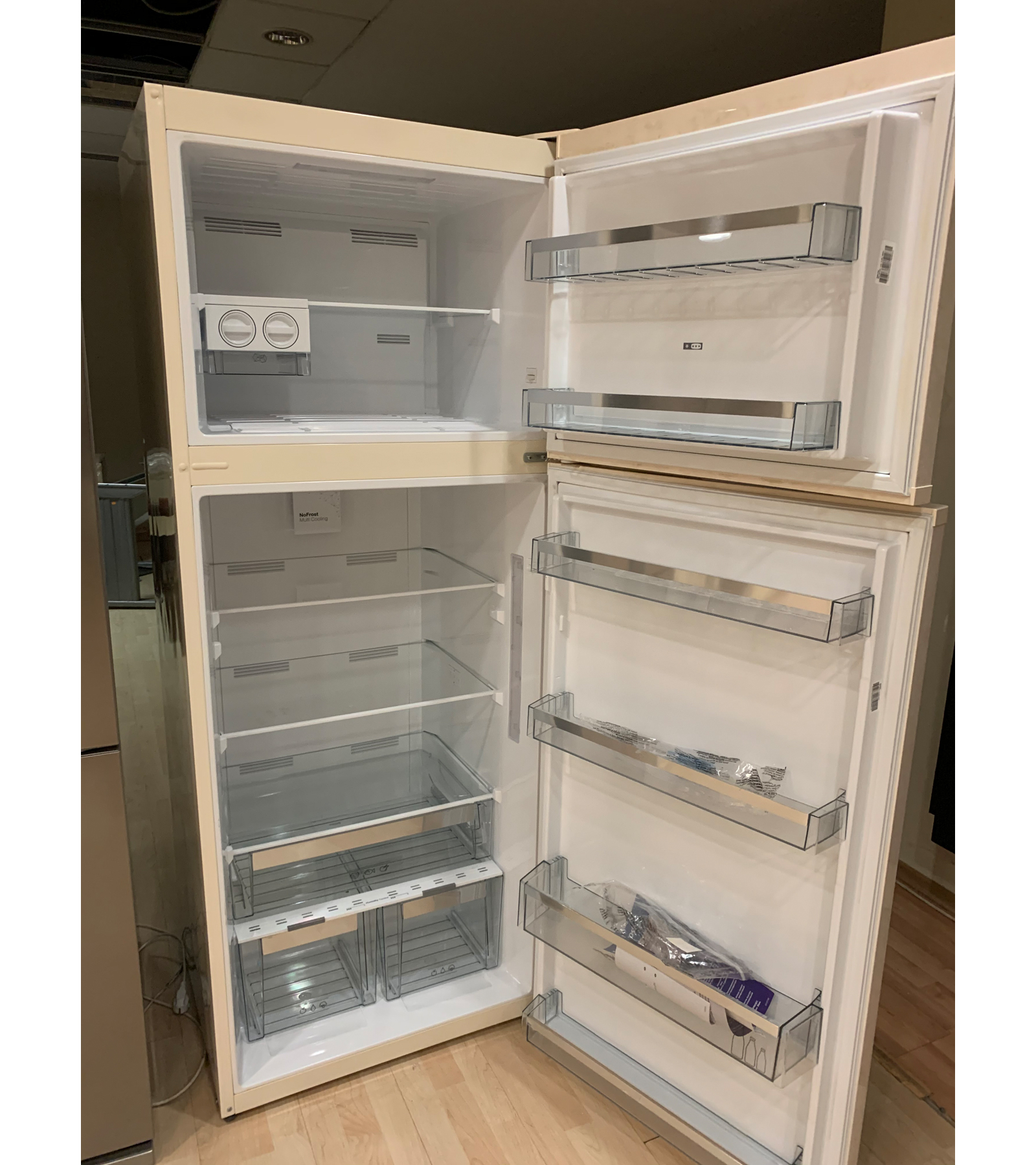 ����������� Vestfrost VF 473 EB �������