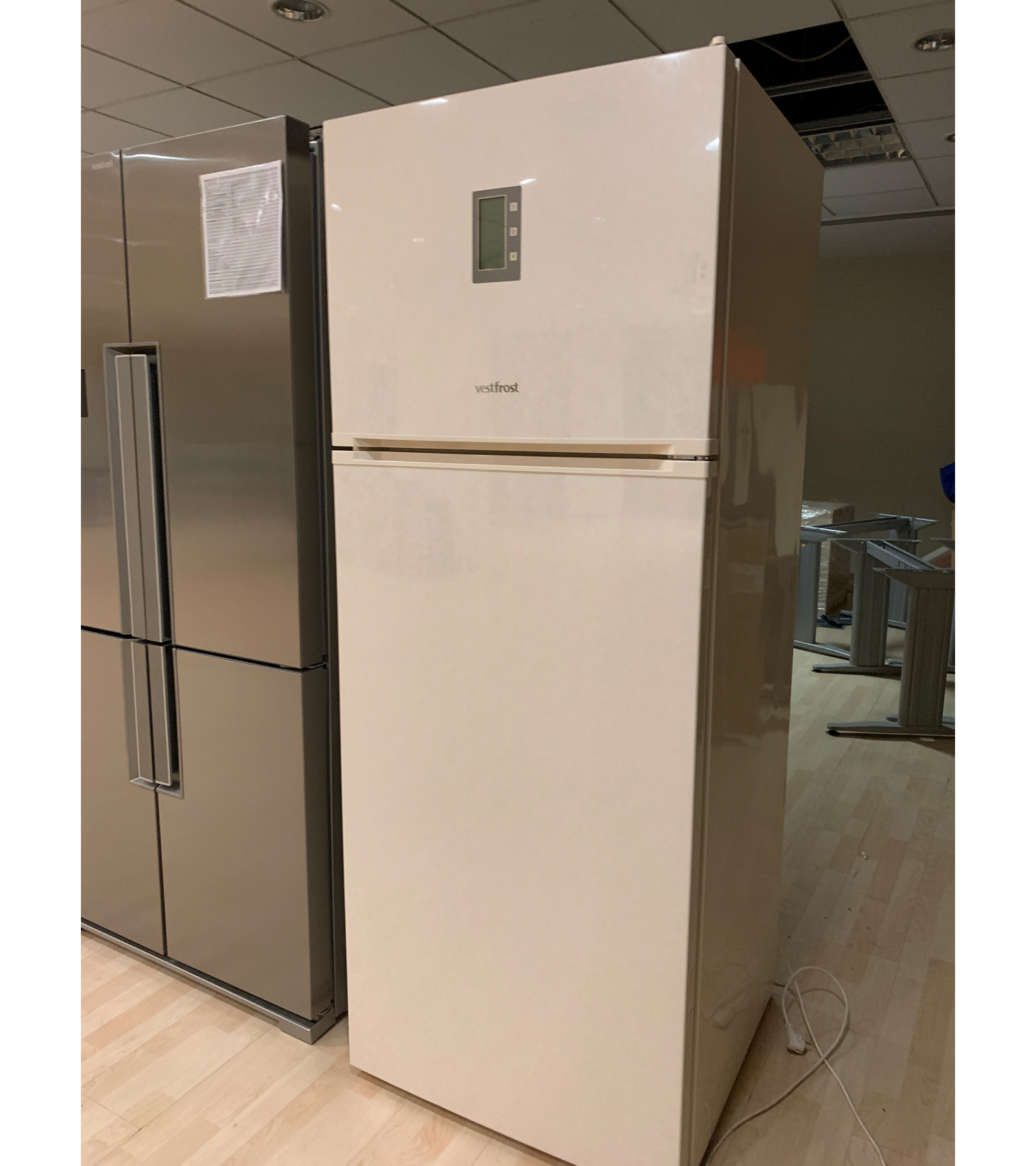 ����������� Vestfrost VF 473 EB �������