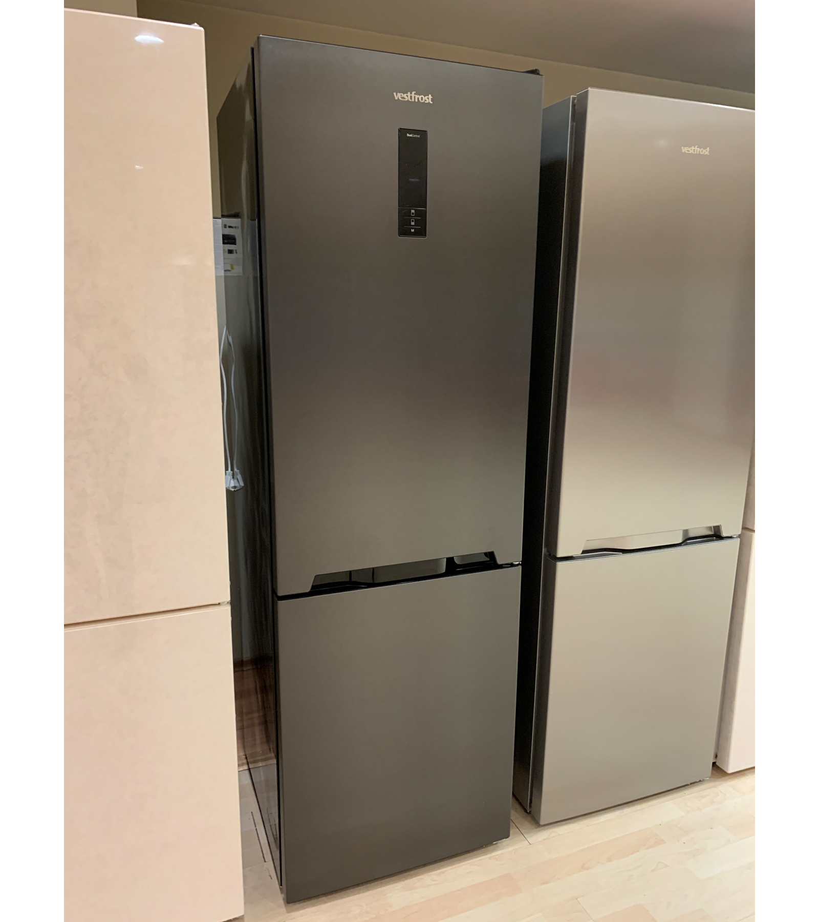����������� Vestfrost VF 373 ED ������ �����