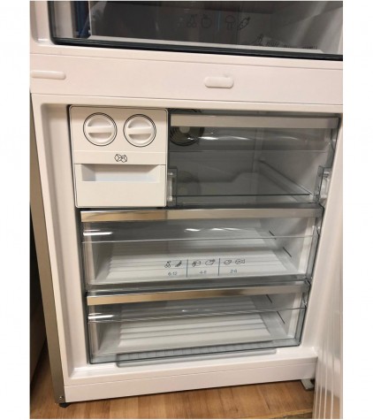 ����������� Vestfrost VF 492 GLBL ������ (������)