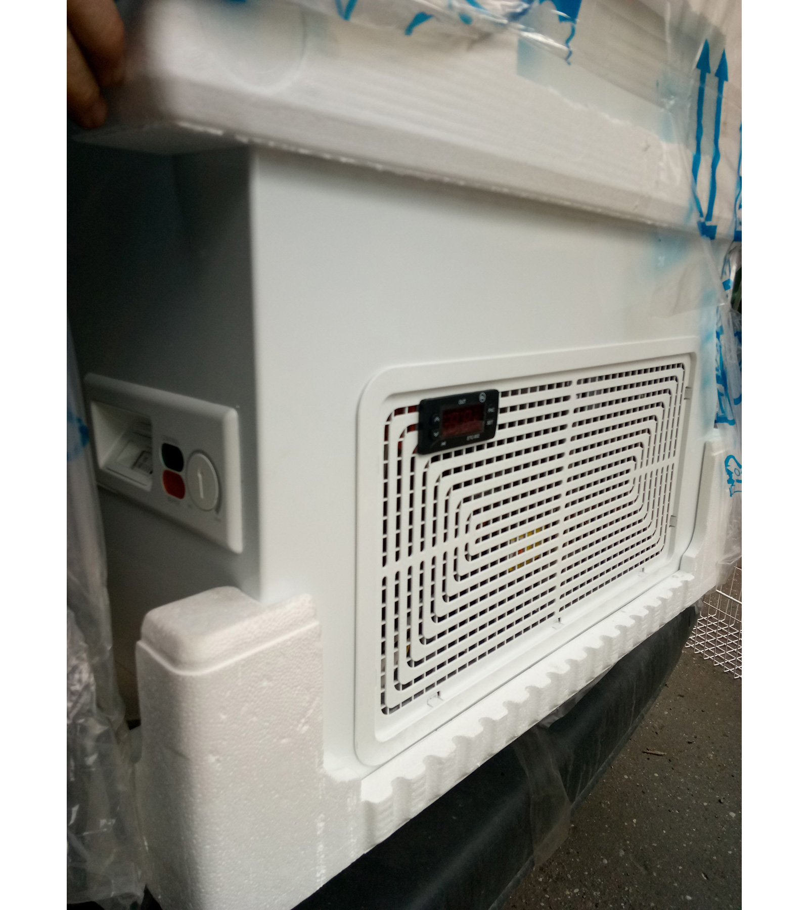 ����������� ���� Vestfrost Solutions HF 300 Special