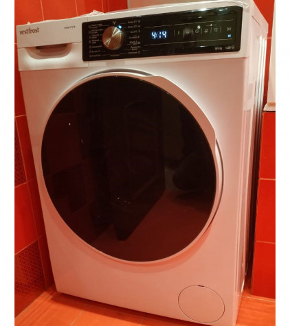 ���������� ������ � ������ Vestfrost VFRD814T31W